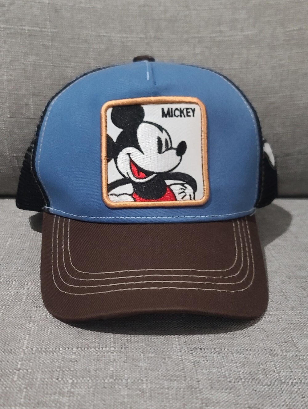 Vintqge Style Mickey Mouse Disney Trucker Hat Snapback Cap